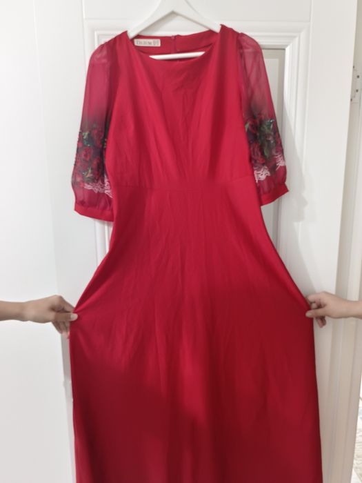 Платье вечернее.