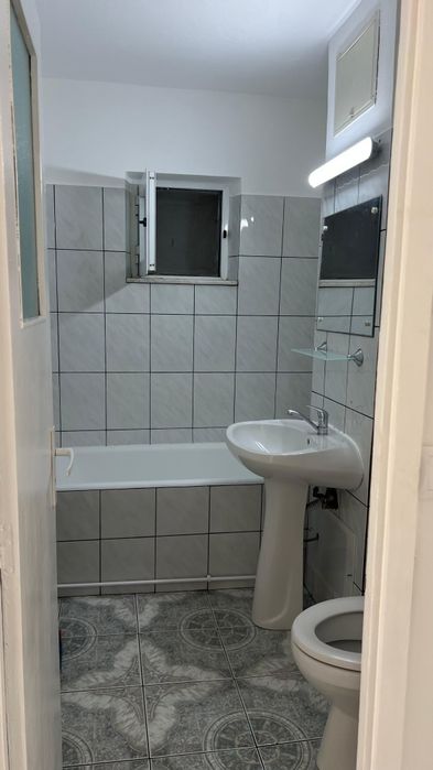 Apartament de închiriat in Craiova cart.Rovine