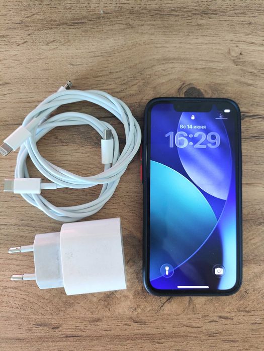 Смартфон iPhone 13 mini