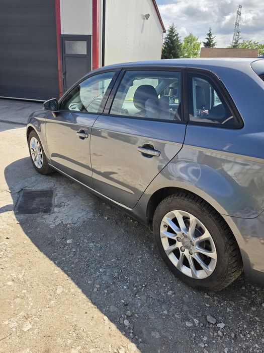 Vând Audi A3 stronic