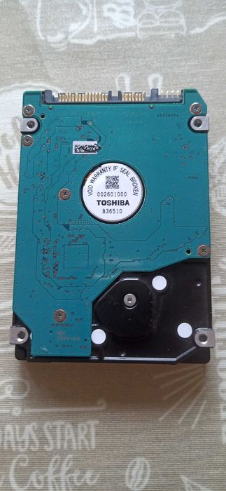 Продавам лаптопски твърд диск 1ТВ