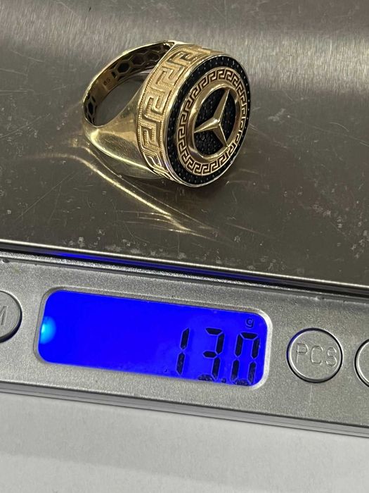Златен пръстен Mercedes