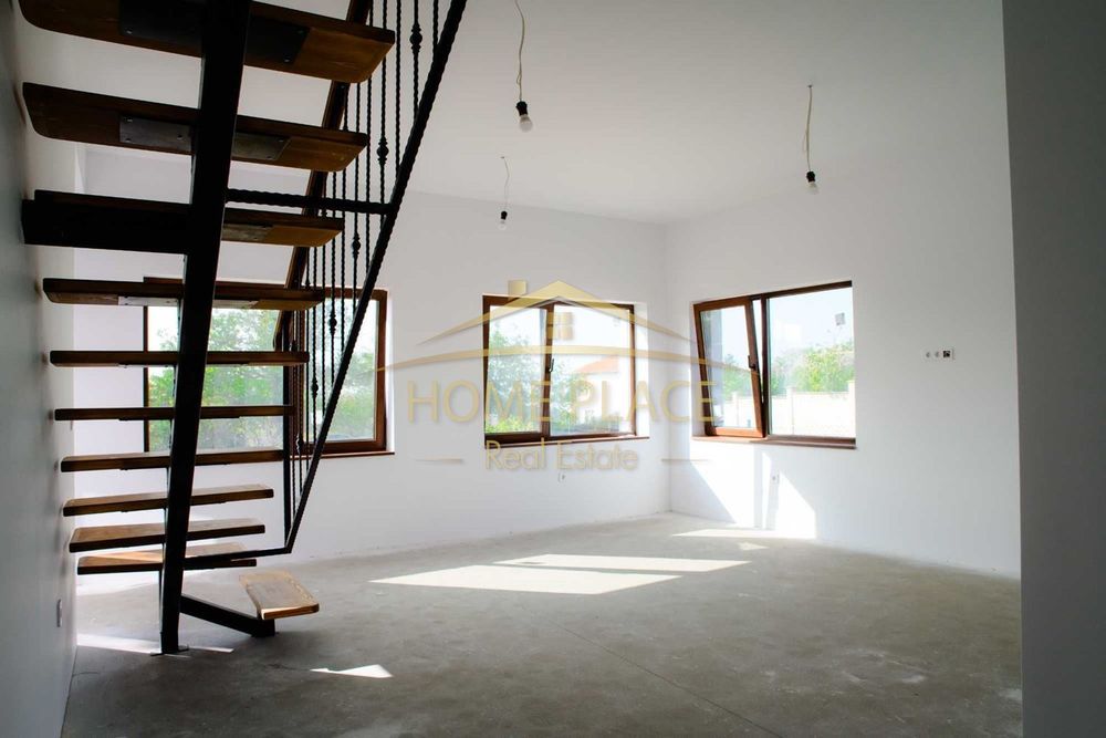 Продава се Къща в с. Здравец, Област Варна - 190 кв.м за 1137 €/кв.м - Снимка #7