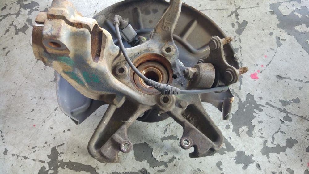 fuzeta dreapta fata seat leon 1p1 1.9 tdi