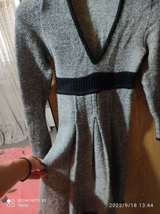 Рокля плетиво с висока талия