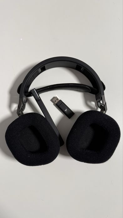 Casti gaming wireless Corsair HS80, surround Dolby Atmos, PC PS4/PS5, iluminare RGB, Negru Carbon