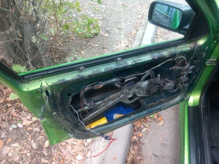 Бмв продам е36 срочно