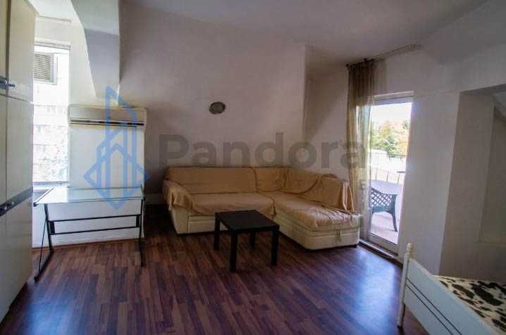 Тристаен апартамент под наем в кв. Студентски град