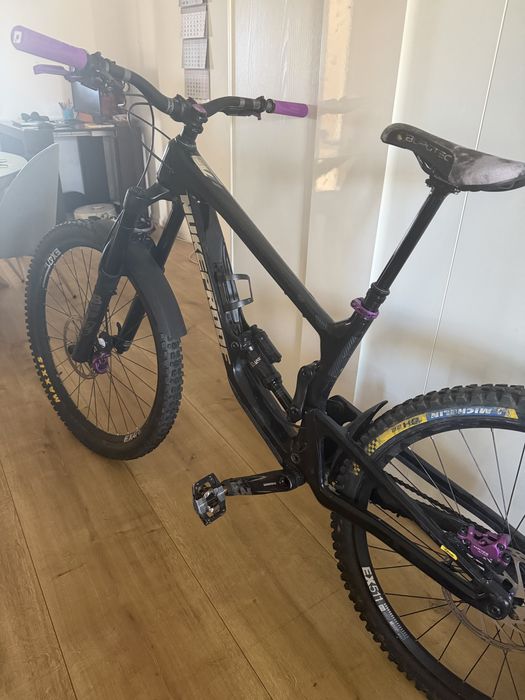 Nukeproof giga 2023
