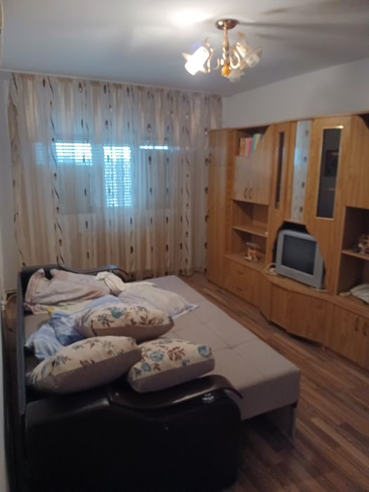 Închiriere apartamemt 2 camere - doar pe termen lung