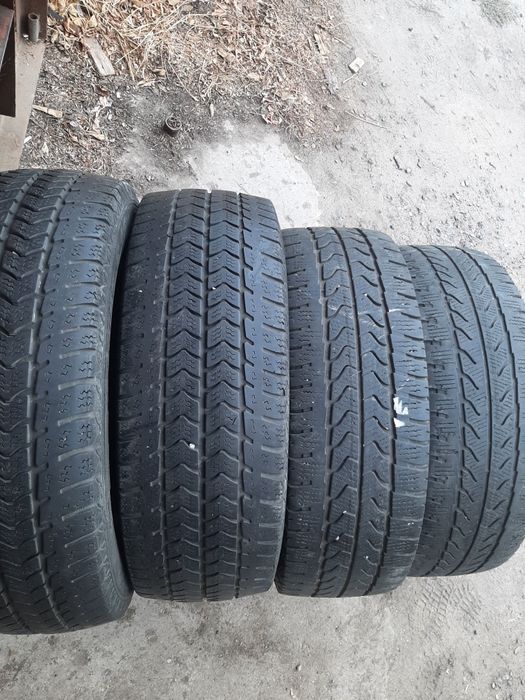 Продам шины 225/65/16С