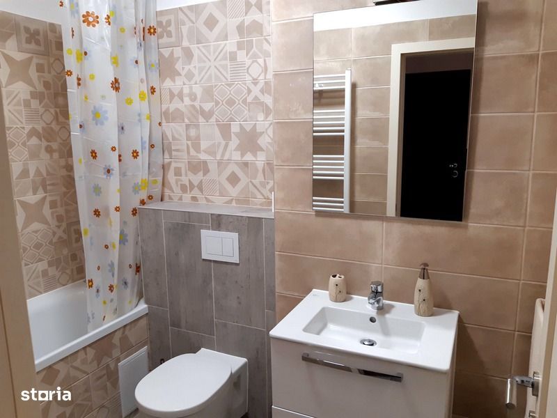 Apartament 2 camere, loc de parcare, Adora Park