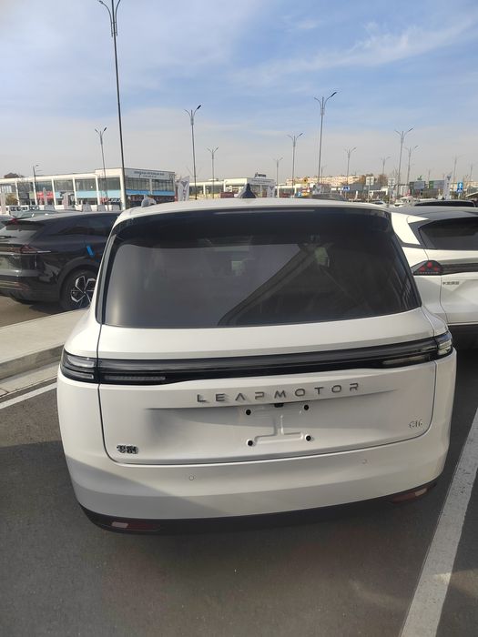 Leapmotor C16 FULL dop opsiya 2025