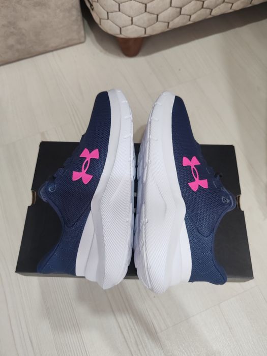 Pantofi sport Under Armour Confort Deluxe  noi