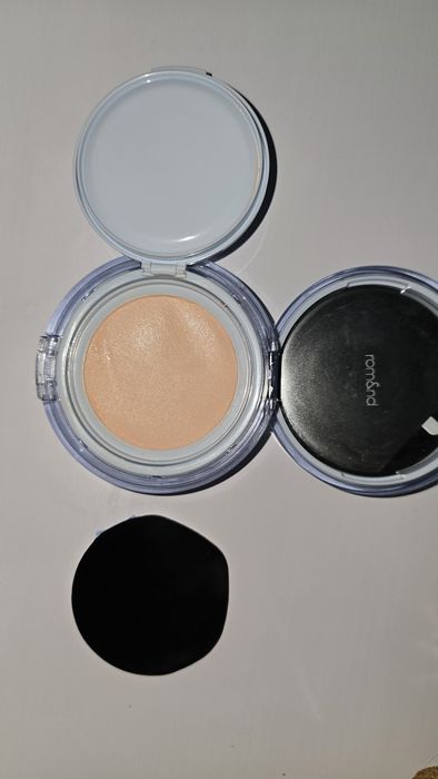 Продам кушон Rom&nd