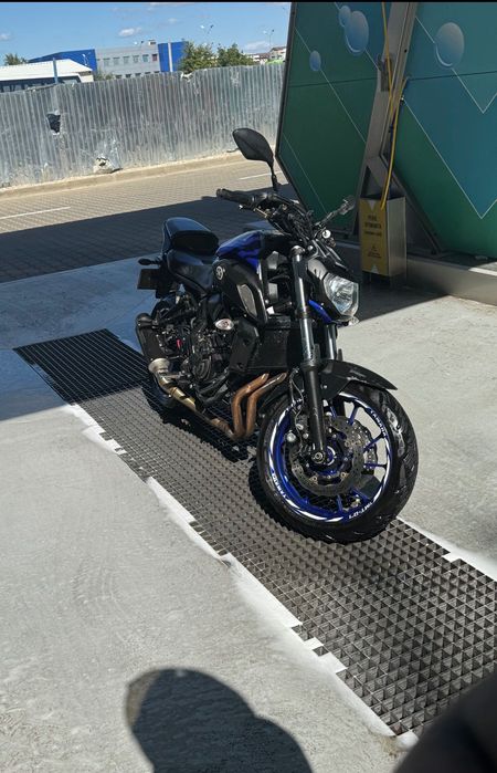 YAMAHA MT 07 2018