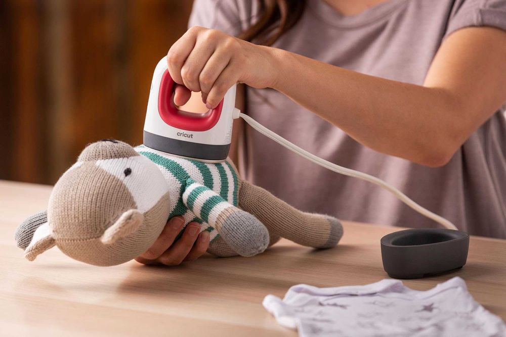 Cricut EasyPress Mini Компактна термопреса за печат върху винил