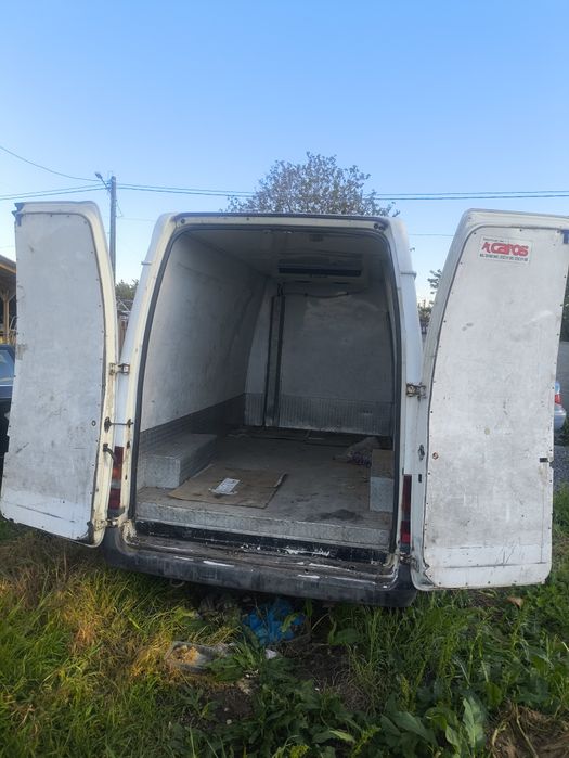 Ford Transit 2.4, MMA 5,6T detarata la 3.5T (cat. B) autoutilitara N1 115CP 5 viteze tracțiune spate model 115T430  termoizolat volan st suprainaltat