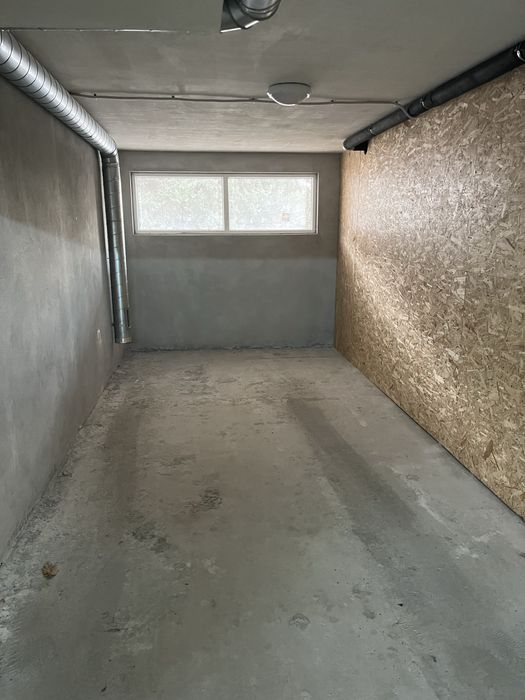 Продава се Гараж / Паркомясто в Варна, ЖП Гара - 34 кв.м за 1206 €/кв.м - Снимка #3