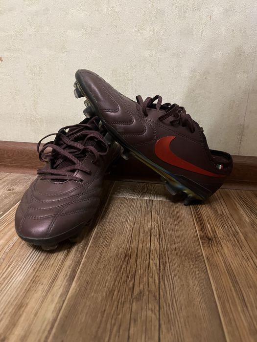 Бутсы Nike продам