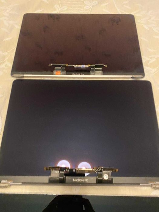 3 x ecrane Macbook Pro 13, A1706, DEFECTE