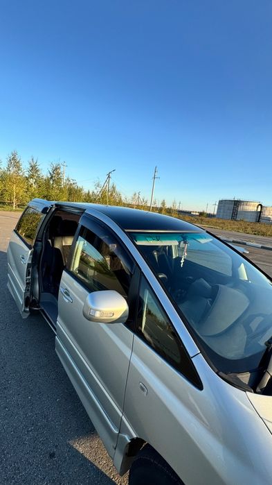 Продам Toyota Estima 2001