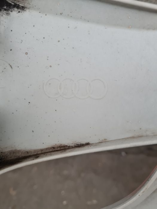 Оригинални тасове капаци за АУДИ AUDI 16 цола