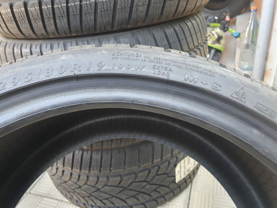 295 30 19,2 buc iarna DUNLOP SP WINTER SPORT 3D