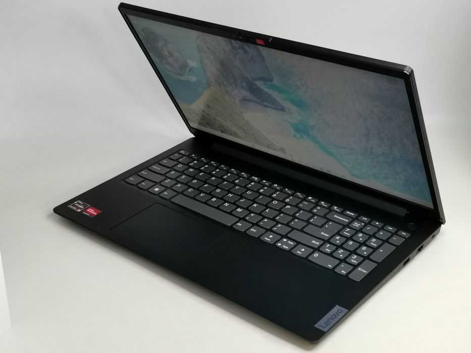 Laptop Lenovo V15 G4 AMN Ryzen 5 7520U 2.80GHz SSD 256/8 GB | #R92632