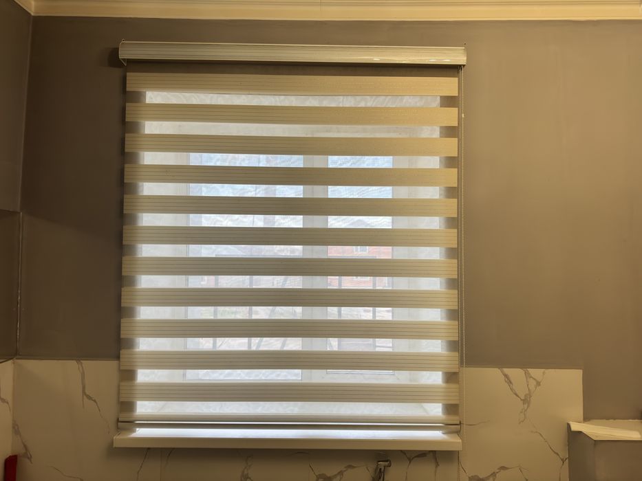 Продам ролл жалюзи День-Ночь