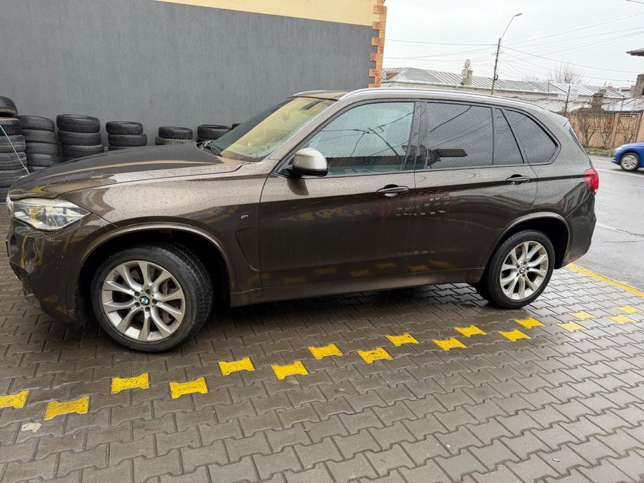 Bmw X5 50M d INDIVIDUAL 381 cp 2015 full option variante rate schimb