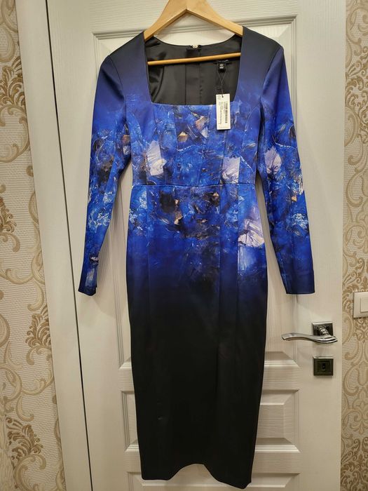Karen Millen XS(6) нова рокля