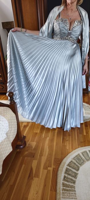 Rochie de seara spectaculoasă