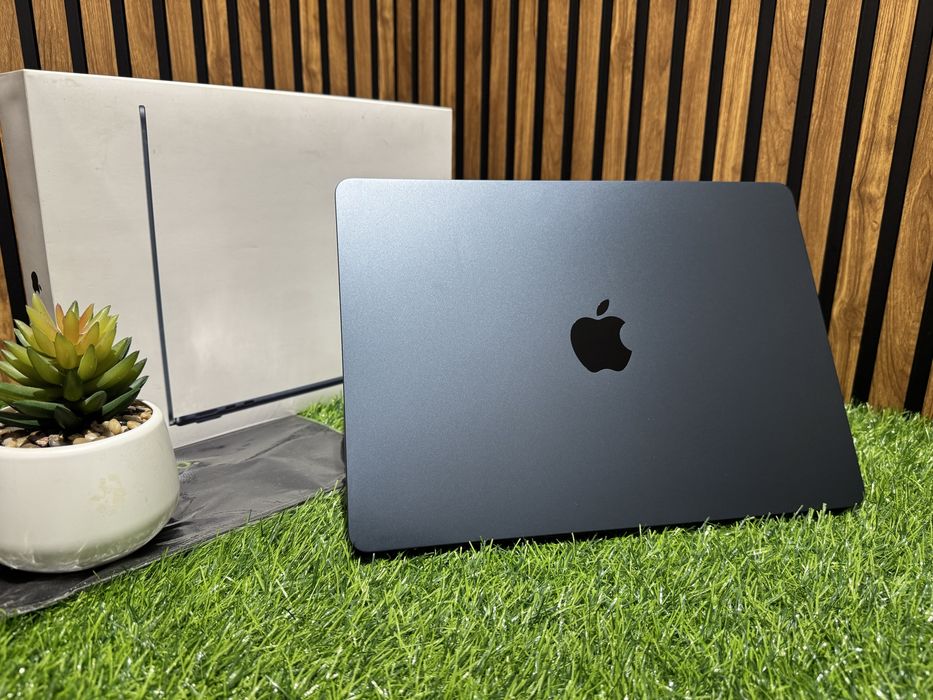 Macbook Air 13 (2024) Apple M3|Ram8GB|SSD512GB|
