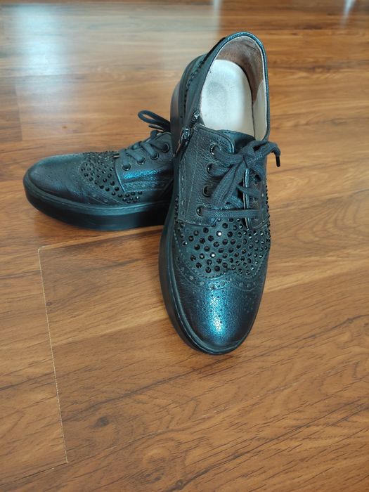 Школьная обувь для подростка