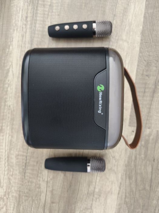 Нова!Преносима тонколона,с два микрофона,Bluetooth,Черна