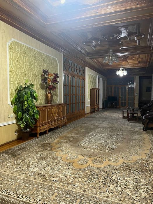 8 соток Олмазарский ор-р Келес моста 1 км