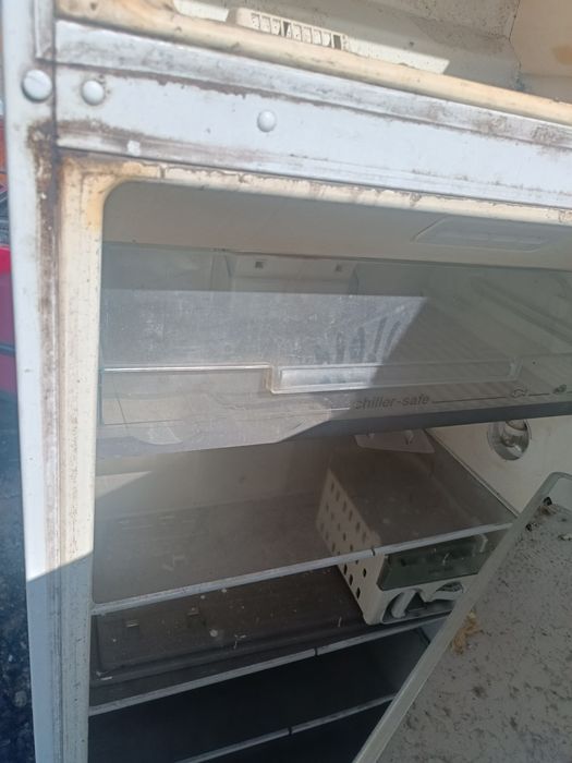 Продам холодильники