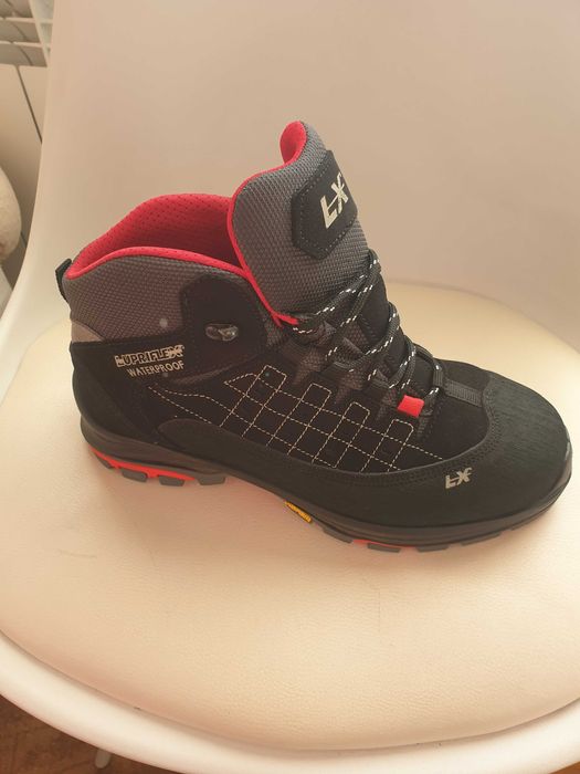 предпазната обувка LUPRIFLEX