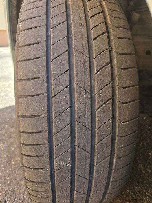 235 50  r20 dot 2023