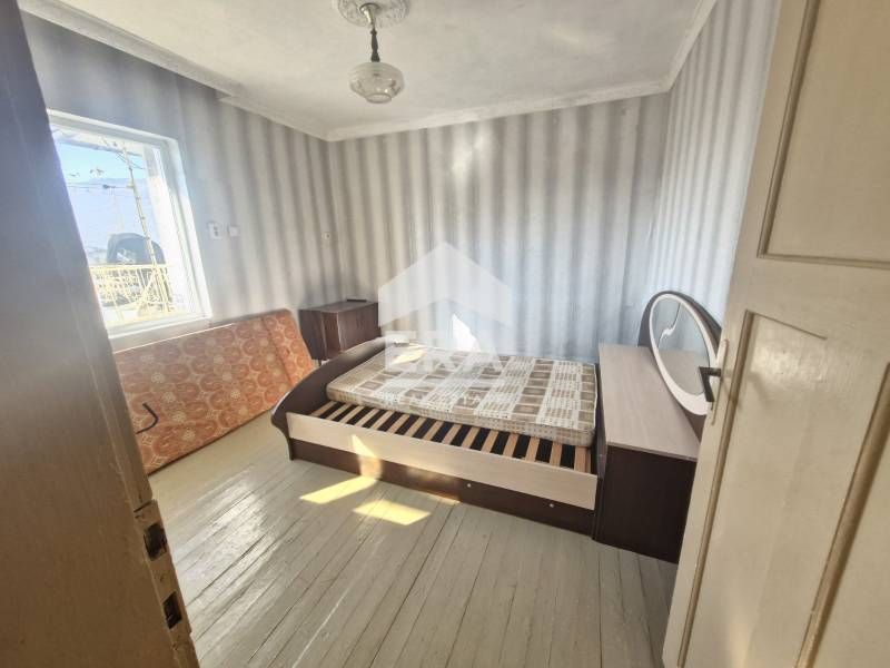 Продава се Къща в Провадия - 70 кв.м за 943 €/кв.м - Снимка #5