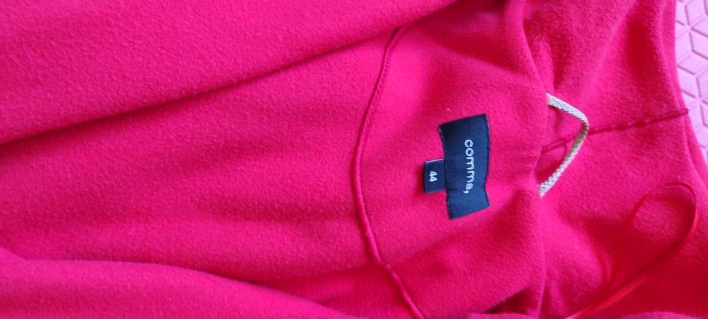 Елек Юнона и палто червено