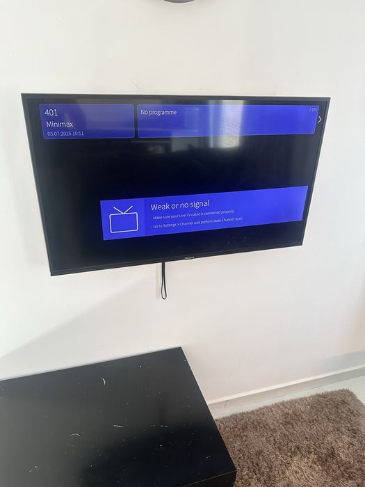 Vand tv Hisense 32”