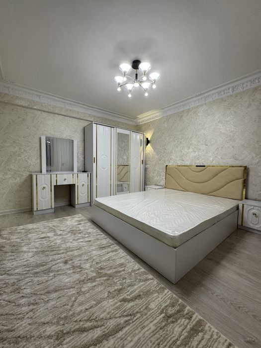 Дархан Кари Ниязова 4х Комнатная Еуро Лух Апартмент