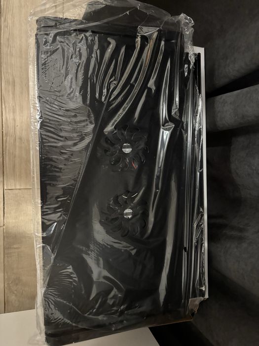 Маса за лаптоп с охладител