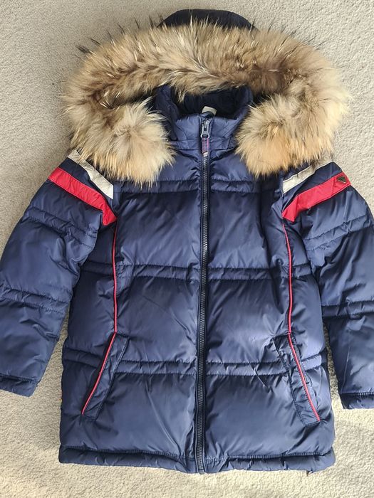 Зимний пуховик с мехом