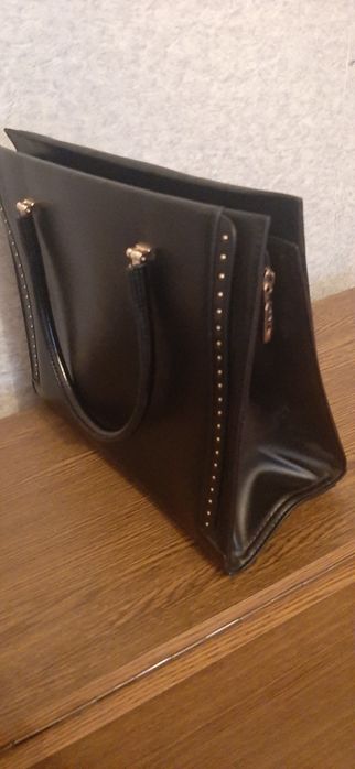 Сумка женская чёрного цвета