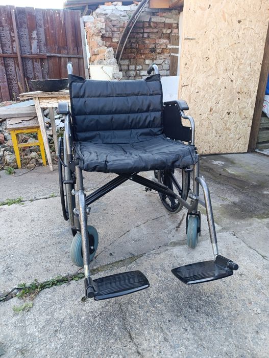 Инвалидная коляска