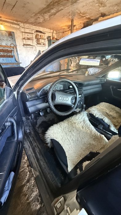 Автомобиль 100 с4