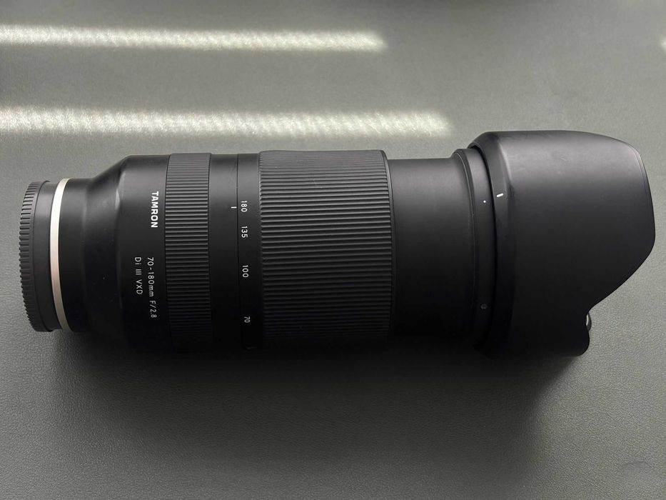 Обектив Tamron SP 70-180mm f/2.8 Di III VXD Sony E-mount